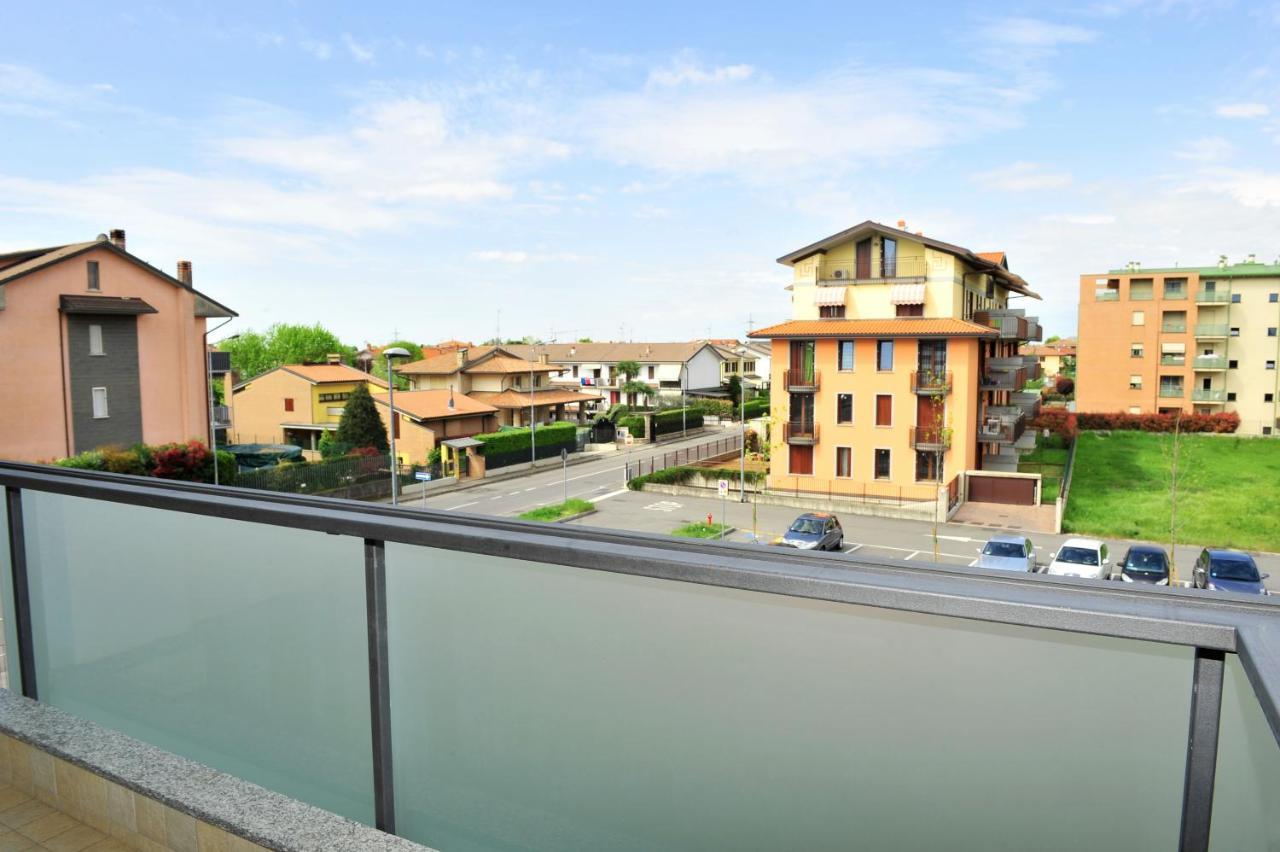 Moderno Trilocale Laura Apartment Dalmine Exterior foto