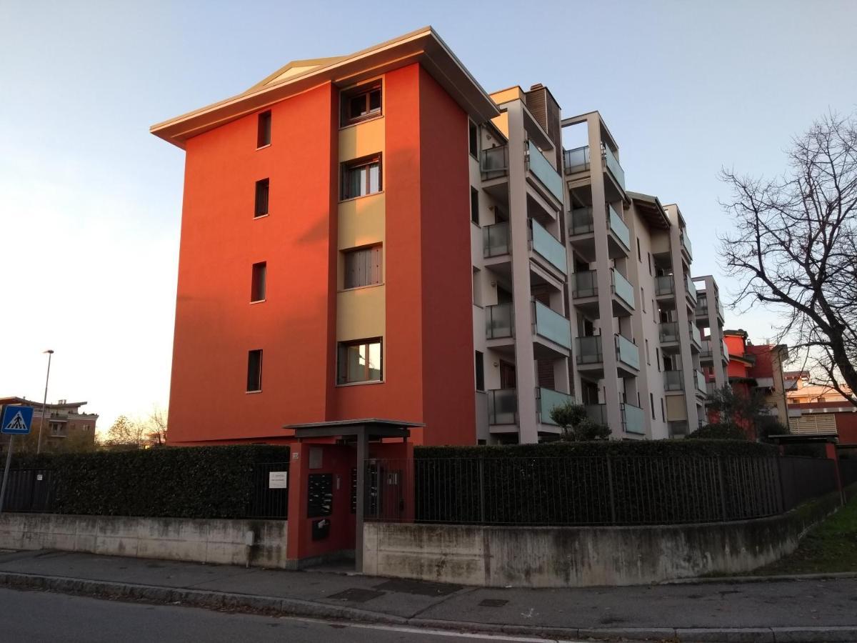 Moderno Trilocale Laura Apartment Dalmine Exterior foto