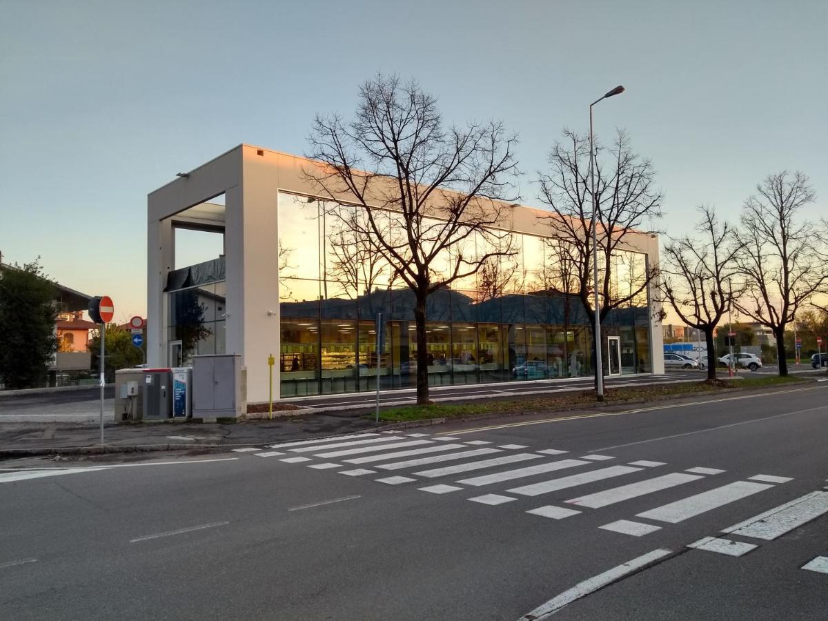 Moderno Trilocale Laura Apartment Dalmine Exterior foto